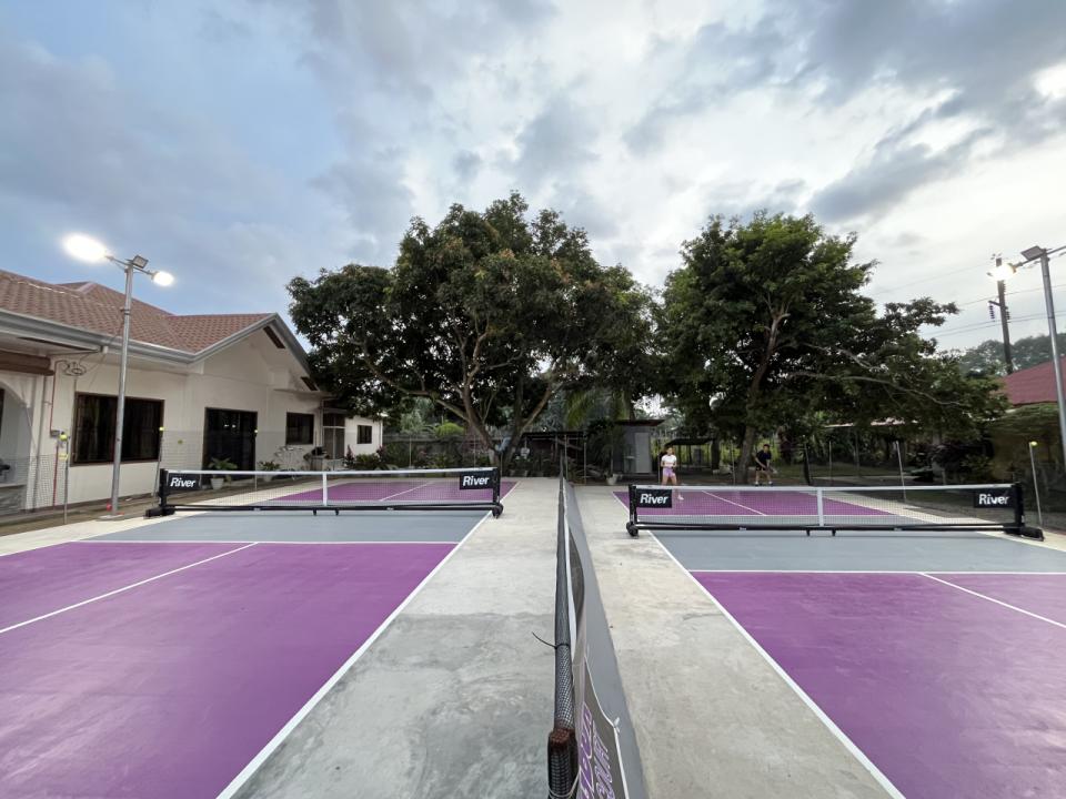 Wrongbox Pickleball 6201 pickleball court