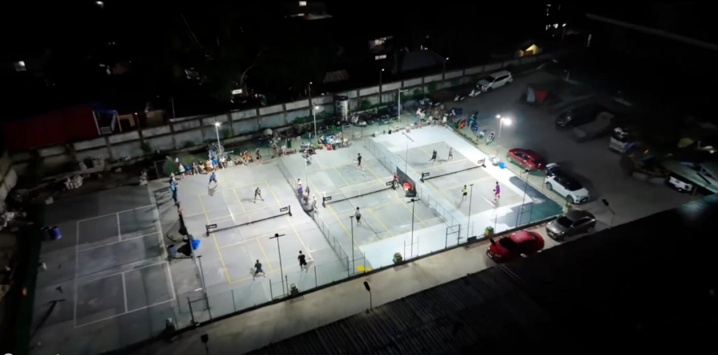 Awesome Shot pickleball court
